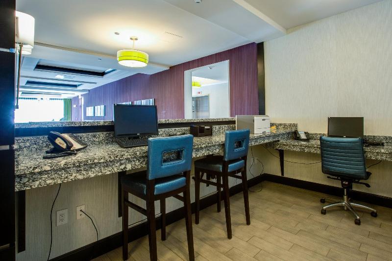 Home2 Suites By Hilton Charleston Airport Convention Center, Sc North Charleston Exterior photo